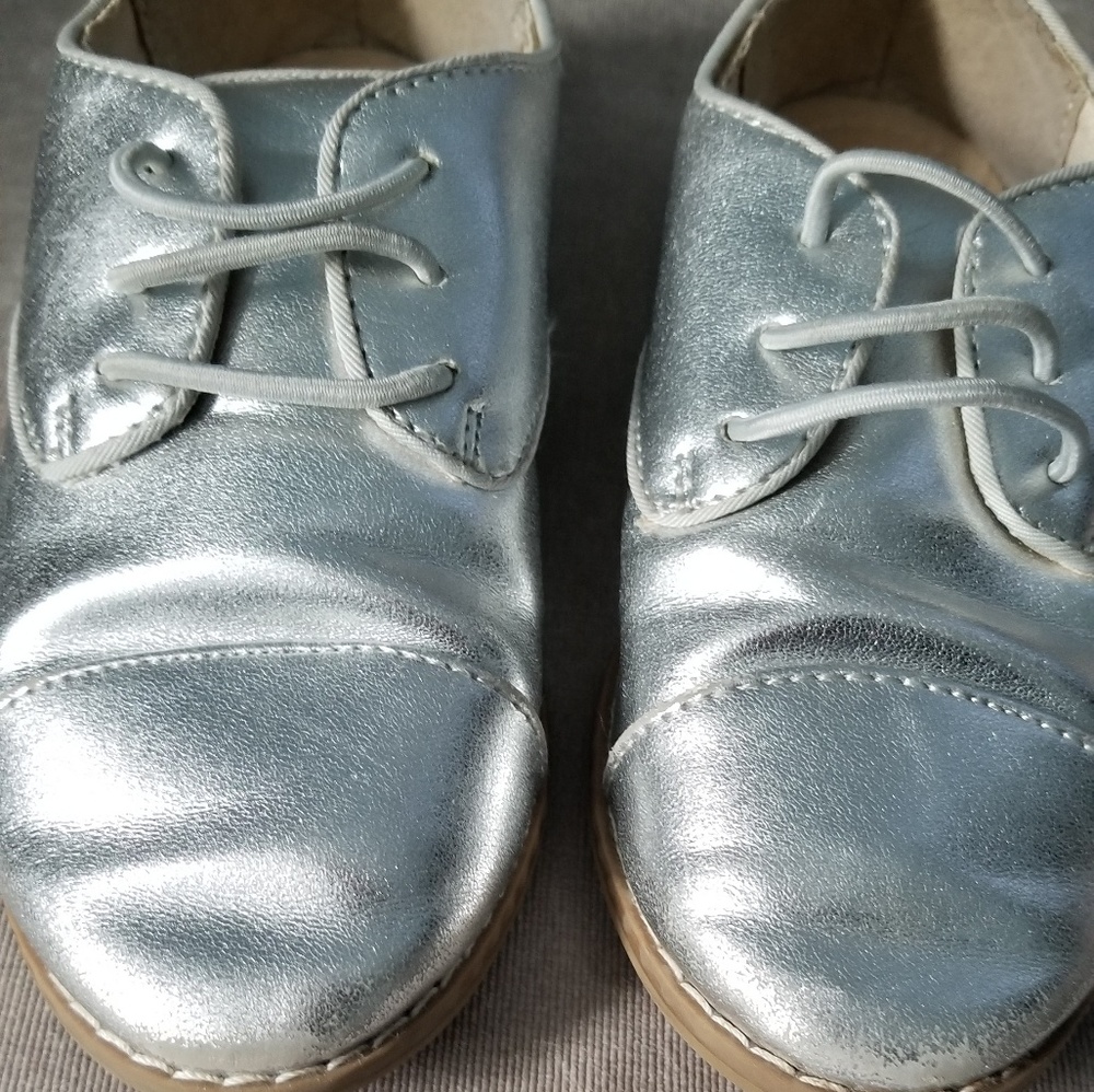 Gap shoes